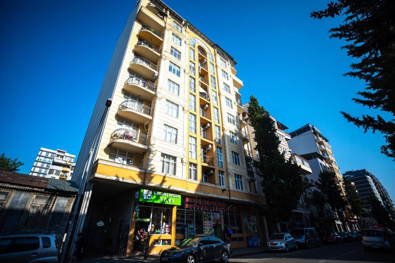 Apartment On Melikishvili 51 Batoumi Extérieur photo